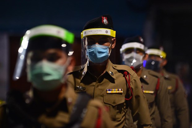  Cảnh sát Thái Lan thành lập đơn vị đặc nhiệm chống COVID-19. (Ảnh: AFP/Getty)