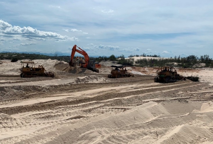 Dự án Nhà máy điện mặt trời 49,5MWp Dohwa Lệ Thủy đang được triển khai xây dựng.