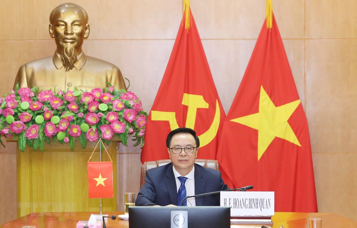 Trưởng Ban Đối ngoại Trung ương Hoàng Bình Quân tham dự hội nghị. (Ảnh: Phương Hoa/TTXVN)
