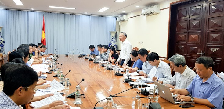 Thứ trưởng Bộ Nông nghiệp-PTNT Phùng Đức Tiến phát biểu kết luận buổi làm việc.