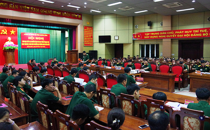 Hội nghị Đảng ủy Quân sự tỉnh lãnh đạo tiếp tục chuyển và duy trì LLVT tỉnh ở trạng thái SSCĐ toàn bộ; tham mưu chuyển địa phương sang thời chiến