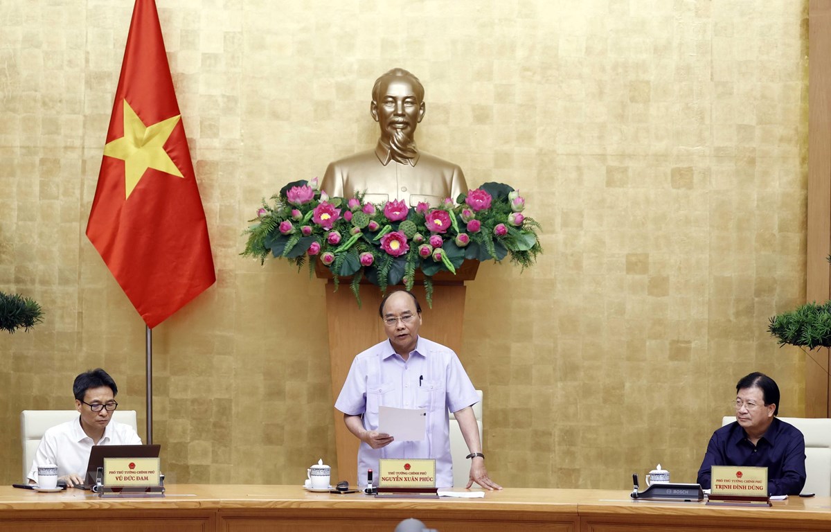 Thủ tướng Nguyễn Xuân Phúc phát biểu tại phiên họp. (Ảnh: Thống Nhất/TTXVN)