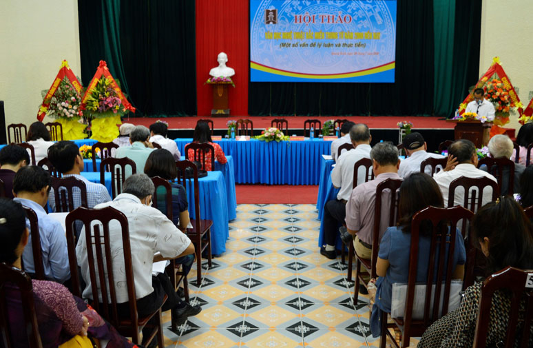 Toàn cảnh hội thảo “Văn học nghệ thuật các tỉnh Bắc miền Trung từ năm 2020 đến nay (Một số vấn đề lý luận và thực tiễn)”.