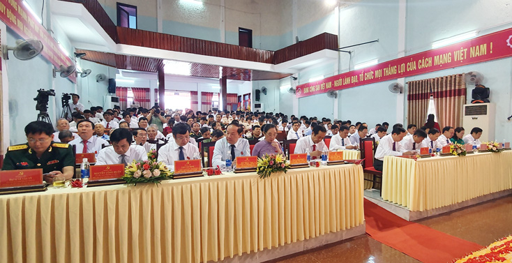 Các đại biểu tham dự đại hội