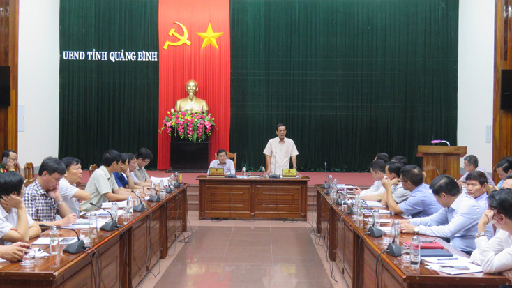 Đồng chí Chủ tịch UBND tỉnh Trần Công Thuật kết luận hội nghị.