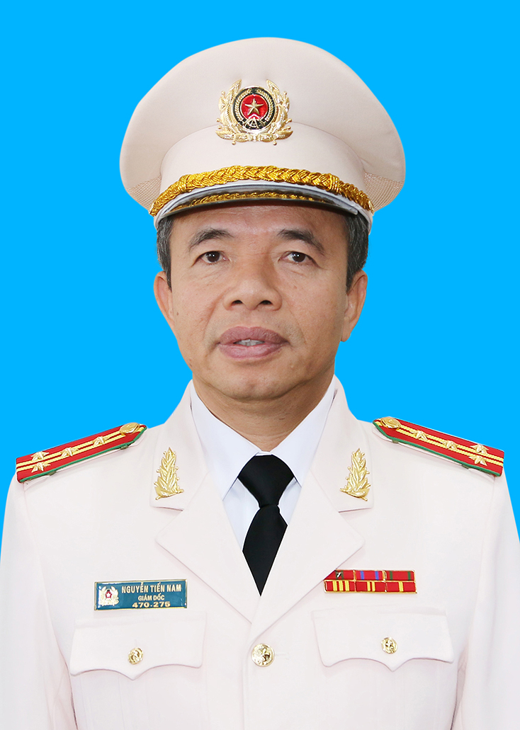  Đại tá, TS. Nguyễn Tiến Nam, Bí thư Đảng ủy, Giám đốc Công an tỉnh 