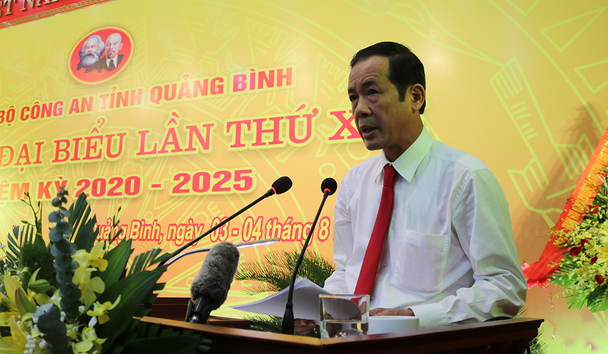 Đồng chí Trần Công Thuật, Phó Bí thư Tỉnh ủy, Chủ tịch UBND tỉnh, Trưởng đoàn đại biểu Quốc hội tỉnh phát biểu chỉ đạo tại đại hội