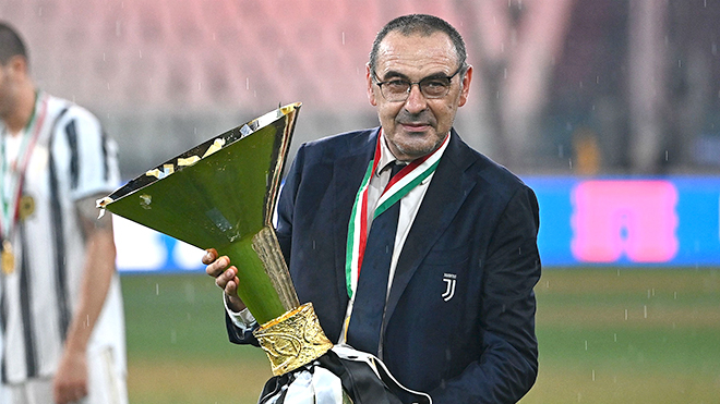  Scudetto không làm cho Sarri bớt lo lắng về trận gặp Lyon