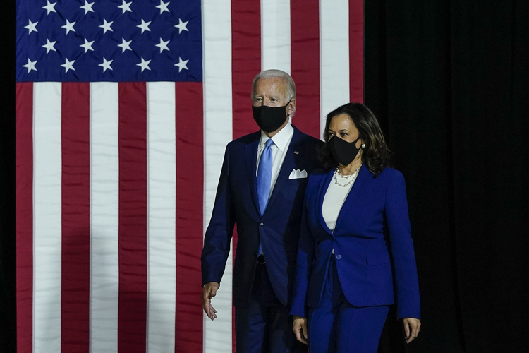  Ông Joe Biden và thượng nghị sĩ Kamala Harris. Ảnh: Getty Images