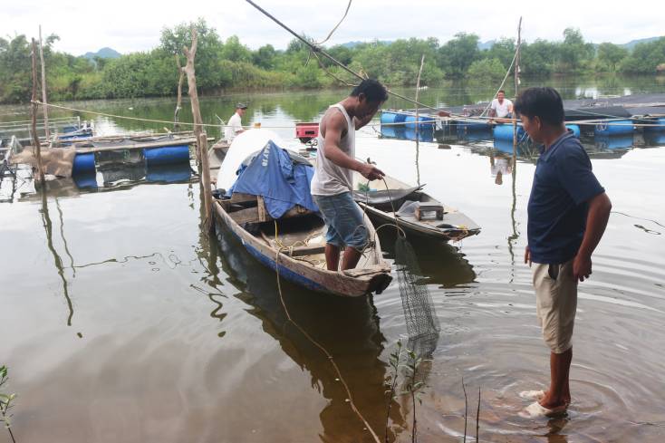 Mô hình nuôi cá lồng phát triển góp phần tăng diện tích nuôi trồng thủy sản trên địa bàn.