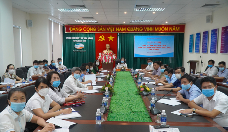 Điểm cầu Quảng Bình do Sở GD-ĐT chủ trì.