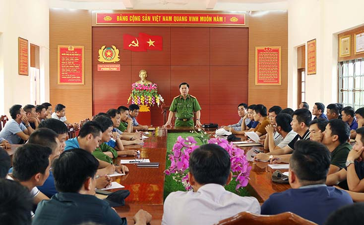 Đại tá Nguyễn Tiến Hoàng Anh, Phó Giám đốc Công an tỉnh, Trưởng Ban chuyên án chỉ đạo công tác phá án.