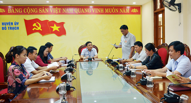 Huyện ủy Bố Trạch tăng cường công tác kiểm tra giám sát các lĩnh vực có nguy cơ tham nhũng cao. 