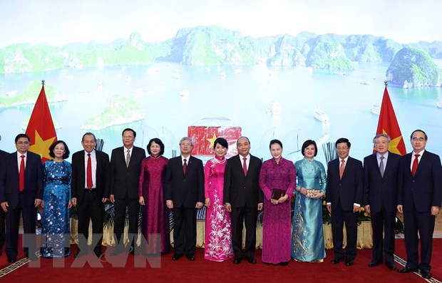 Thủ tướng Nguyễn Xuân Phúc, Chủ tịch Quốc hội Nguyễn Thị Kim Ngân và các đồng chí lãnh đạo Đảng, Nhà nước. (Ảnh:Thống Nhất/TTXVN)