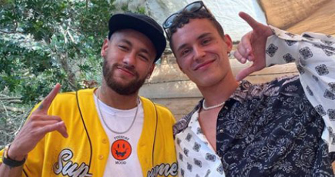  Neymar vừa kết thúc kỳ nghỉ tại Ibiza
