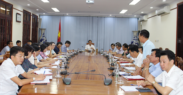 Toàn cảnh buổi làm việc.