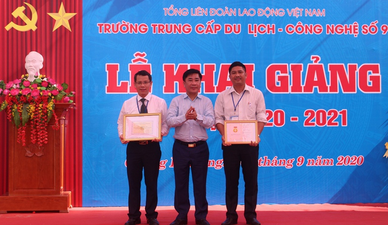 Thừa ủy quyền của Tổng 