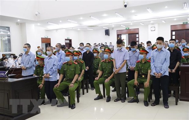 Các bị cáo tại phiên tòa. (Ảnh: Doãn Tấn/TTXVN)
