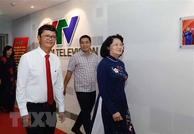 Phó Chủ tịch nước Đặng Thị Ngọc Thịnh đến dự Lễ kỷ niệm 50 năm Ngày phát sóng chương trình truyền hình đầu tiên. (Ảnh: Dương Giang/TTXVN)