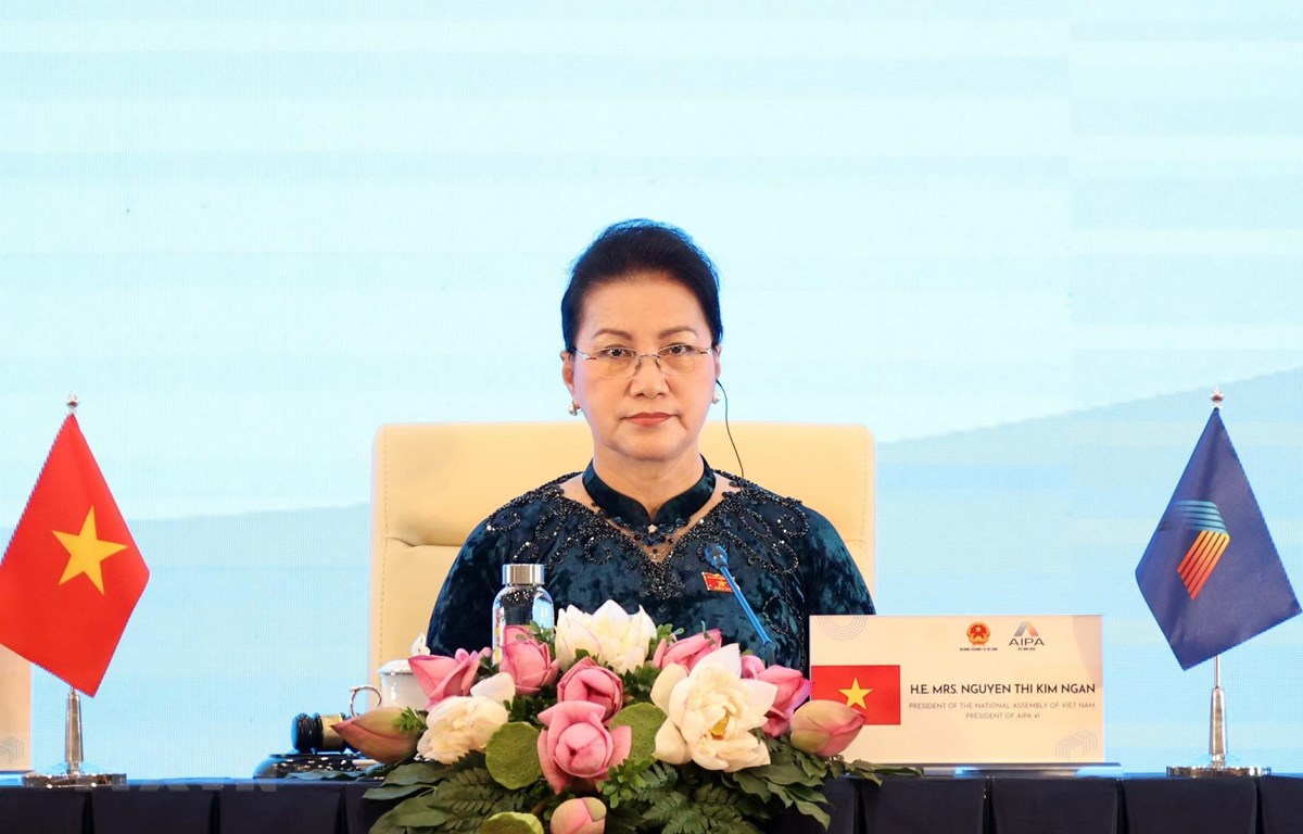 Chủ tịch Quốc hội Nguyễn Thị Kim Ngân, Chủ tịch AIPA- 41 điều hành Phiên họp toàn thể thứ Nhất Đại hội đồng lần thứ 41. (Ảnh: TTXVN)