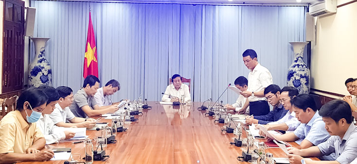 Đại diện Ban Quản lý Dự án phát biểu tại buổi làm việc.