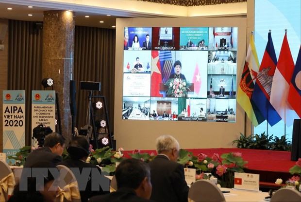 Đại biểu các nước dự Phiên toàn thể thứ hai Đại hội đồng AIPA 41 theo hình thức trực tuyến. (Ảnh: Văn Điệp/TTXVN)