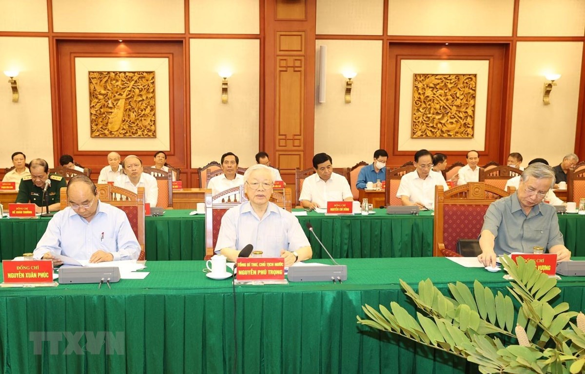 Tổng Bí thư, Chủ tịch nước Nguyễn Phú Trọng, Trưởng Tiểu ban Văn kiện Đại hội XIII của Đảng phát biểu chỉ đạo cuộc họp. (Ảnh: Trí Dũng/TTXVN)
