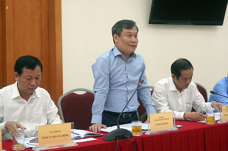 Đồng chí Bí thư Tỉnh ủy Vũ Đại Thắng phát biểu tại buổi làm việc
