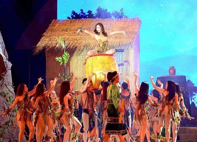  “Khoác áo” nghệ thuật cho văn nghệ dân gian, nhiều tiết mục biểu diễn của Đoàn NTTT tạo ấn tượng đặc biệt trong lòng người xem.