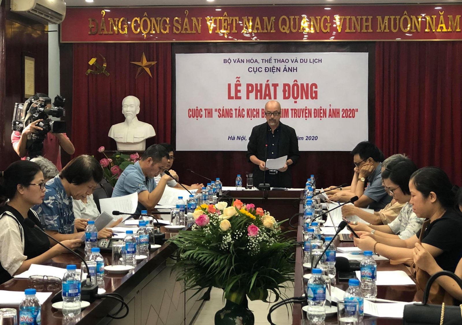 Ông Vi Kiến Thành, Cục trưởng Cục Điện ảnh phát biểu tại lễ phát động. 
