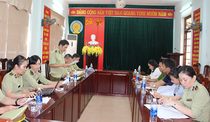 Hội đồng tiêu hủy họp triển khai công tác tiêu hủy.