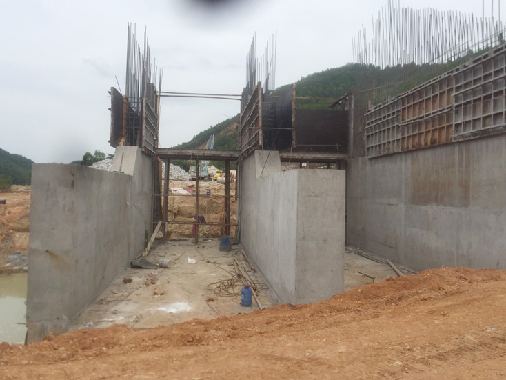 Công trình thủy lợi Rào Nan thi công đạt 32,7%  khối lượng và đảm bảo vượt lũ.