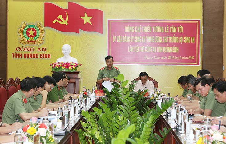 Thiếu tướng Lê Tấn Tới, Thứ trưởng Bộ Công an phát biểu tại buổi làm việc