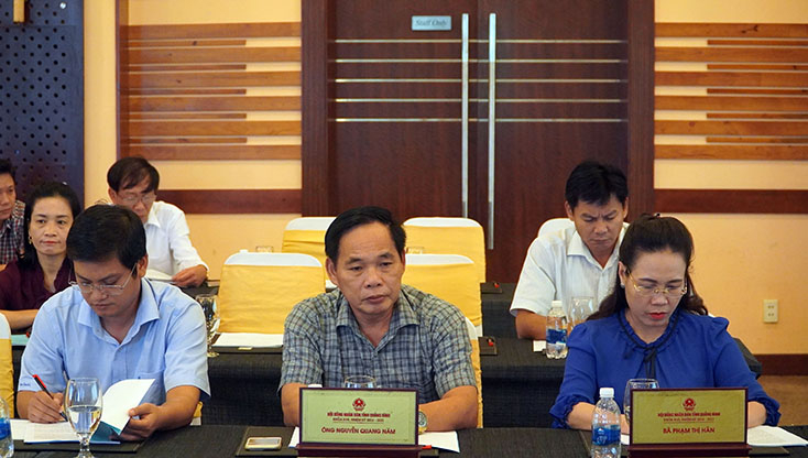 Các đại biểu dự hội nghị