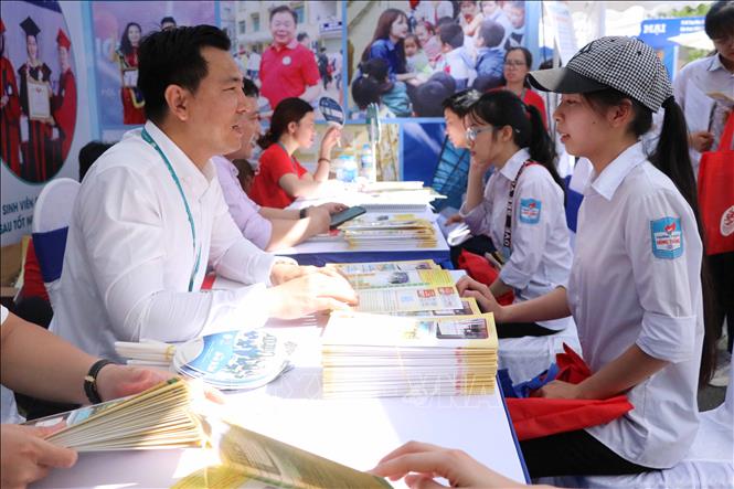  Các trường phải công khai thông tin cho thí sinh. Ảnh: TTXVN