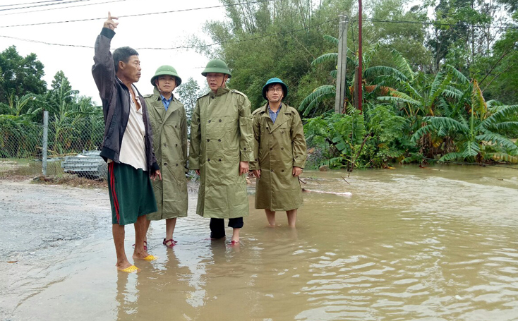 Một số đâp và hệ thống giao thông ở xã Tây Trạch trước nguy cơ lũ quét.