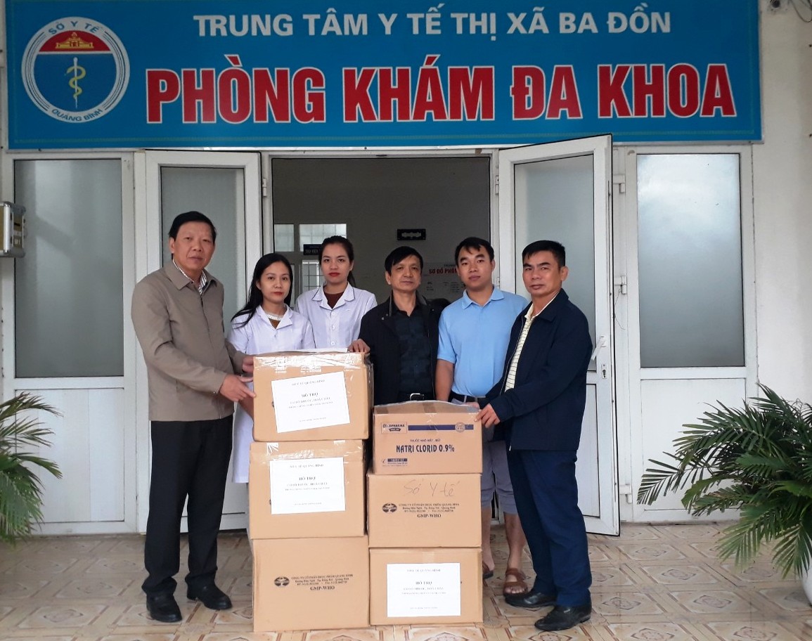  Sở Y tế cấp thuốc, hoá chất cho tuyến y tế cơ sở để các đơn vị chủ động triển khai các hoạt động chuyên môn.