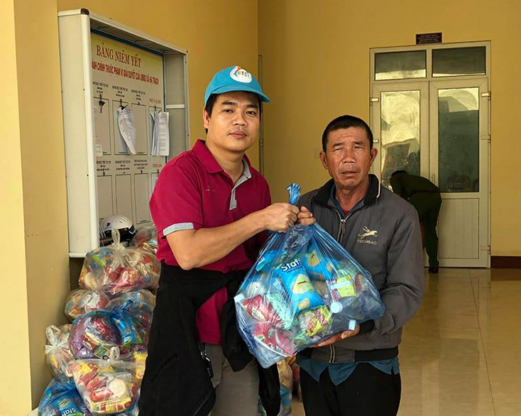 Cộng đồng làm du lịch đã tổ chức nhiều hoạt động cứu trợ rất hiệu quả, thiết thực. 