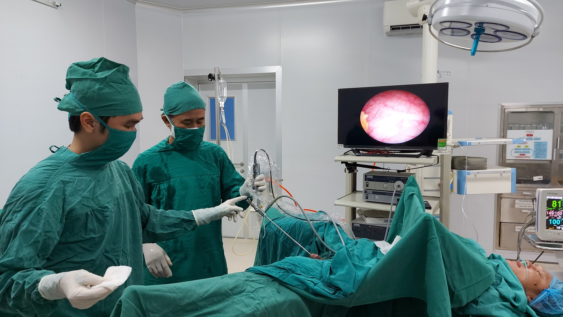 Làm chủ nhiều kỹ thuật cao là yếu tố quan trọng để bệnh viện cấp cứu, điều trị thành công nhiều trường hợp mắc bệnh nặng.