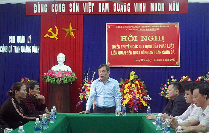Đồng chí Bí thư Tỉnh ủy Vũ Đại Thắng: “Tìm mọi giải pháp, cơ chế chính sách để hỗ trợ doanh nghiệp khôi phục sản xuất kinh doanh”.