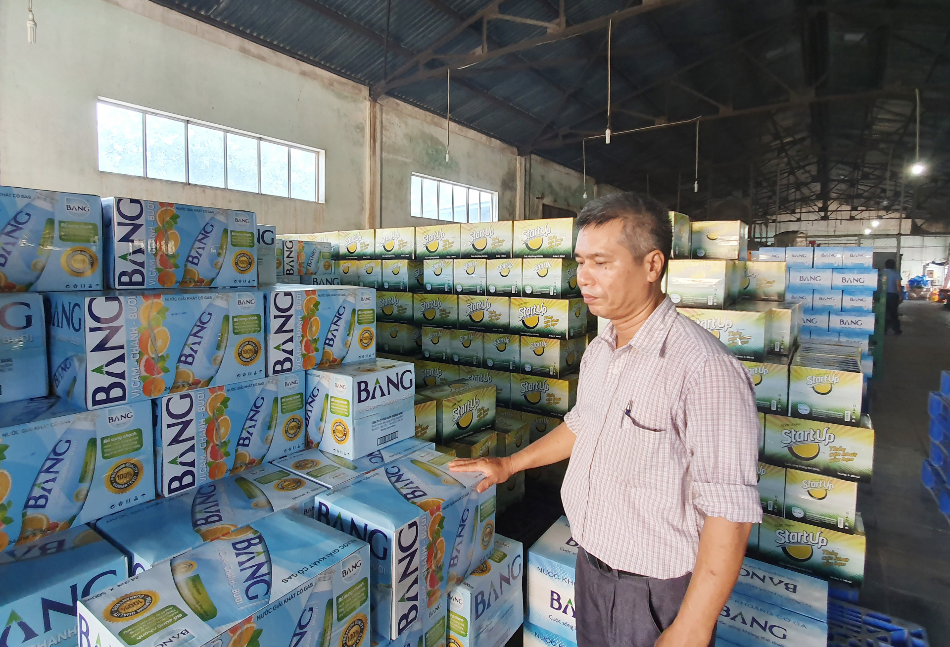  Với sự say mê nghiên cứu khoa học, ông Võ Thái Trường-Phó Giám đốc Công ty CP nước khoáng Bang đã có những sáng kiến rất quan trọng.