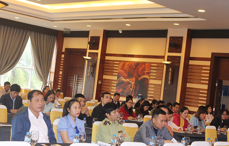  Các đại biểu tham gia buổi tập huấn.