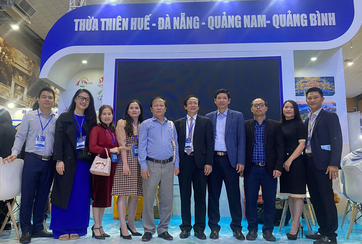 Quảng Bình liên kết với một số tỉnh miền Trung cùng chung một không gian trưng bày với tiêu đề “Điểm đến của thiên đường biển đảo và di sản thiên nhiên thế giới”.
