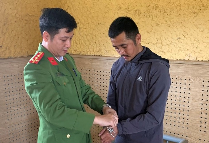 Hỏi cung đối tượng Nguyễn Xuân Trí.
