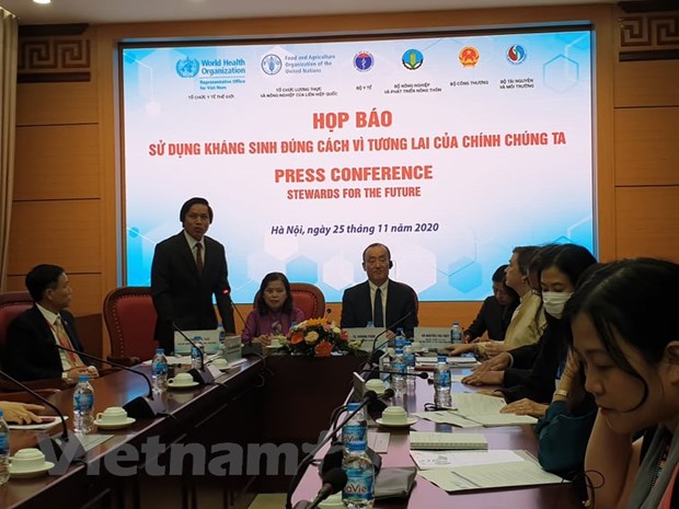 Các đại biểu tham gia cuộc họp báo. (Ảnh: PV/Vietnam+)