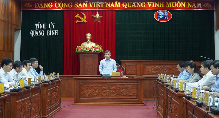 Đồng chí Bí thư Tỉnh ủy Vũ Đại Thắng phát biểu kết luận hội nghị