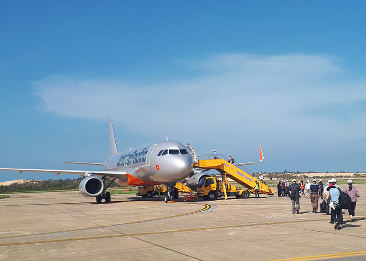 Việc nối lại các đường bay thương mại sẽ góp phần quan trọng thúc đẩy tăng trưởng kinh tế.