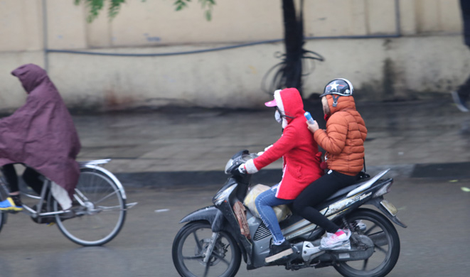  Hà Nội không mưa, trời rét.