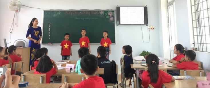   Nhờ làm tốt công tác KHKT đã tiếp sức cho nhiều học sinh vươn lên học tập, tạo sức lan tỏa sâu trong cộng đồng