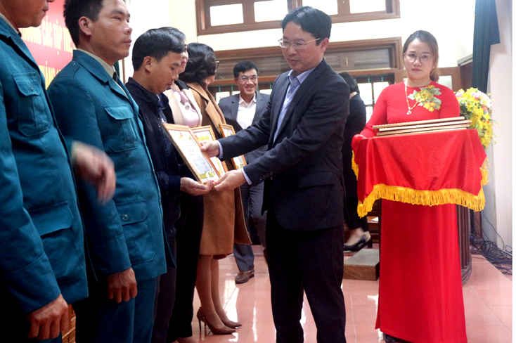 Lãnh đạo huyện QUảng Ninh